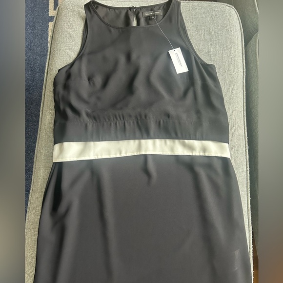 BANANA REPUBLIC Tiered Shift Dress black and White Size 6 - Picture 2 of 14